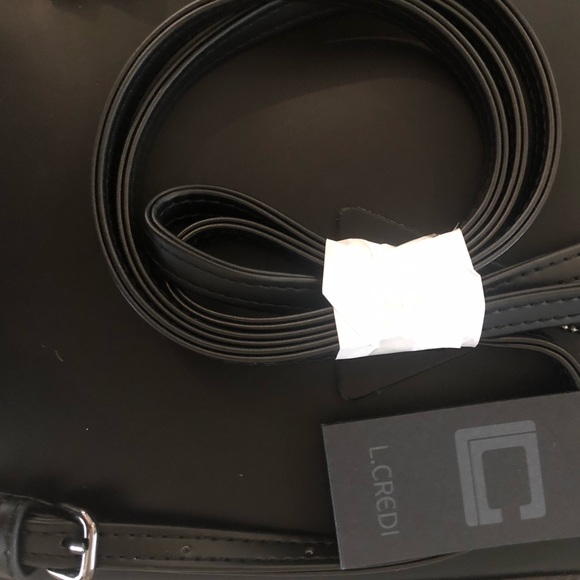 NWT L Credi Italian Genuine Leather Classic Backpack - Picture 4 of 5